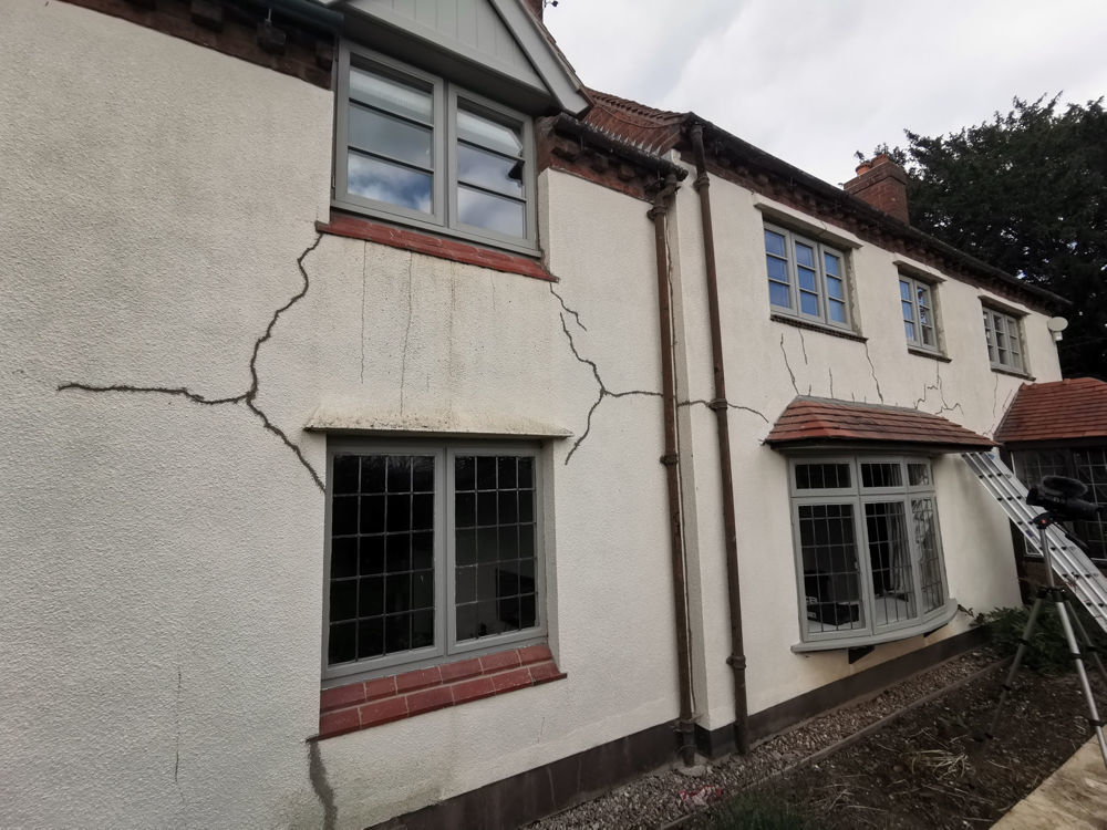 Cracked K-rend render